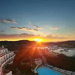Отель Luci Di La Muntagna Порто-Черво