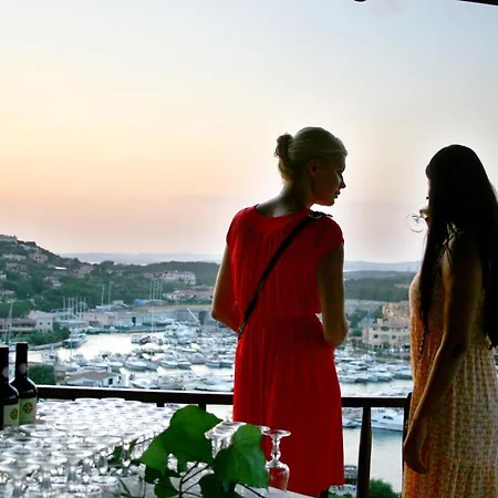 Luci Di La Muntagna Hotel 4*