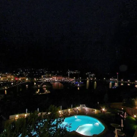Luci Di La Muntagna 4*