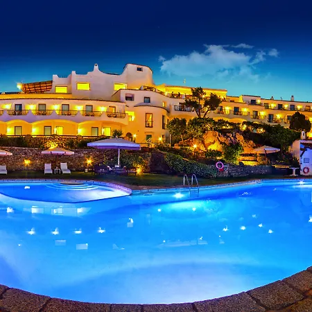 Luci Di La Muntagna Hotel 4*